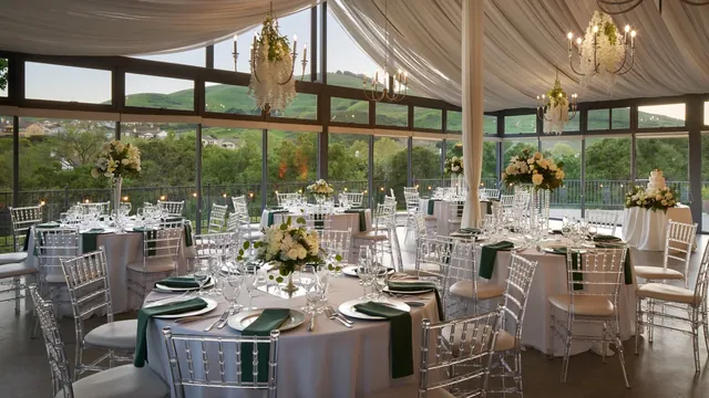 Hiddenbrooke Hills wedding venue