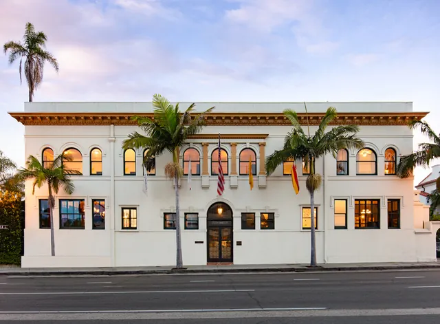 Santa Barbara Club