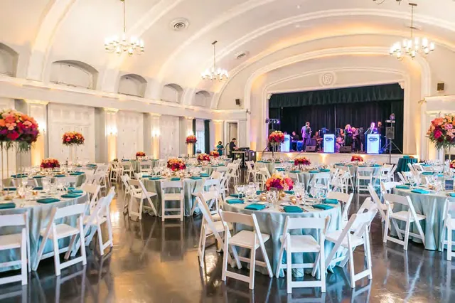The Woman's Club of Evanston wedding venue