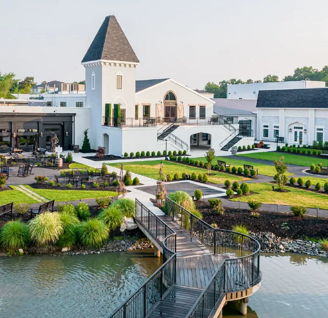 Renault Winery and Resort