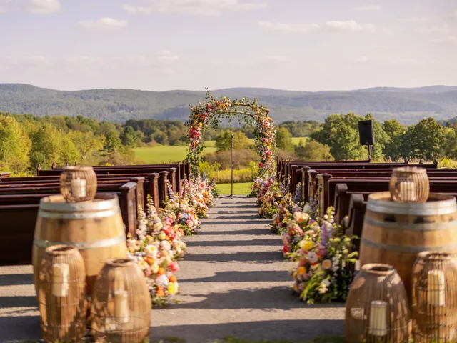 Gilbertsville Farmhouse wedding venue